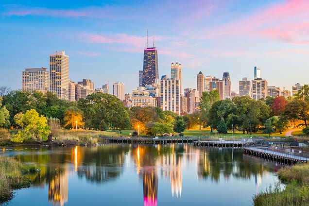 Visit Chicago, Illinois