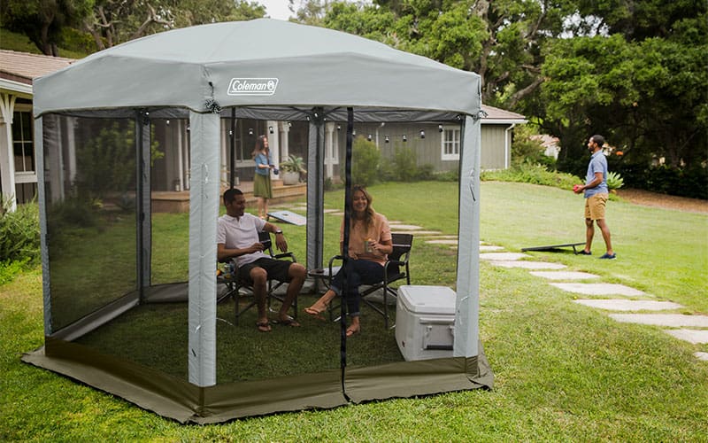 outdoor shelter with screen