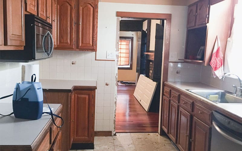 picture of a kitchen