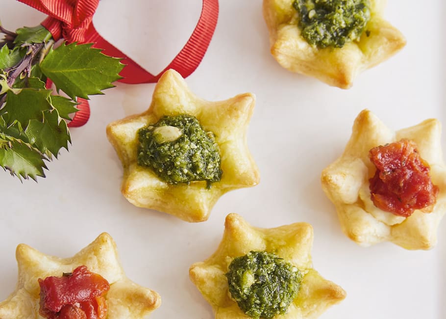 Goat Cheese Stars with Pesto and Sun-Blushed Tomatoes